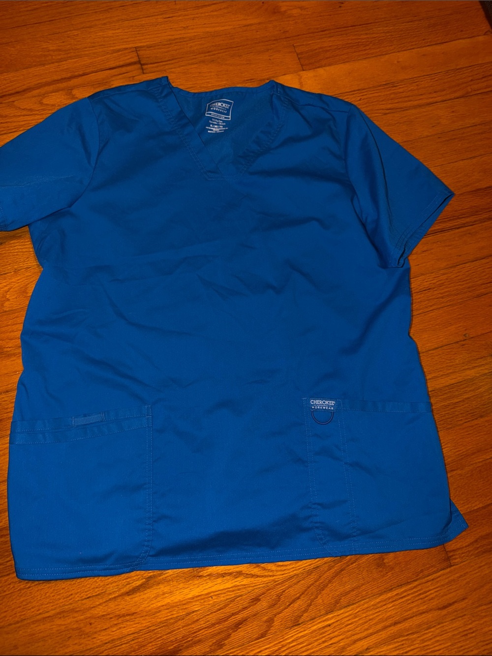 Cherokee women’s  V-Neck Scrub Top - Blue size XL Worn once